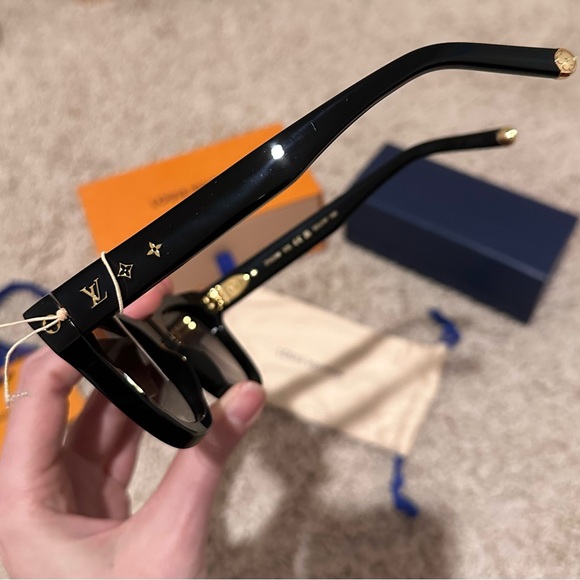 Louis Vuitton My Monogram Sunlgasses - Picture 7 of 16